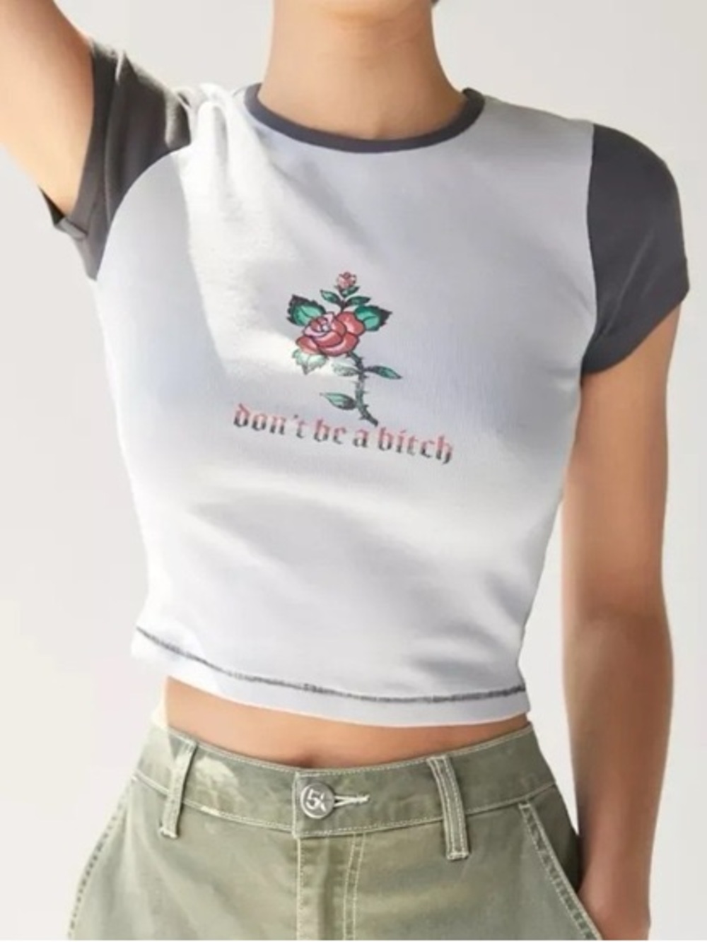⭐️3 for $20 UO Baby Tee